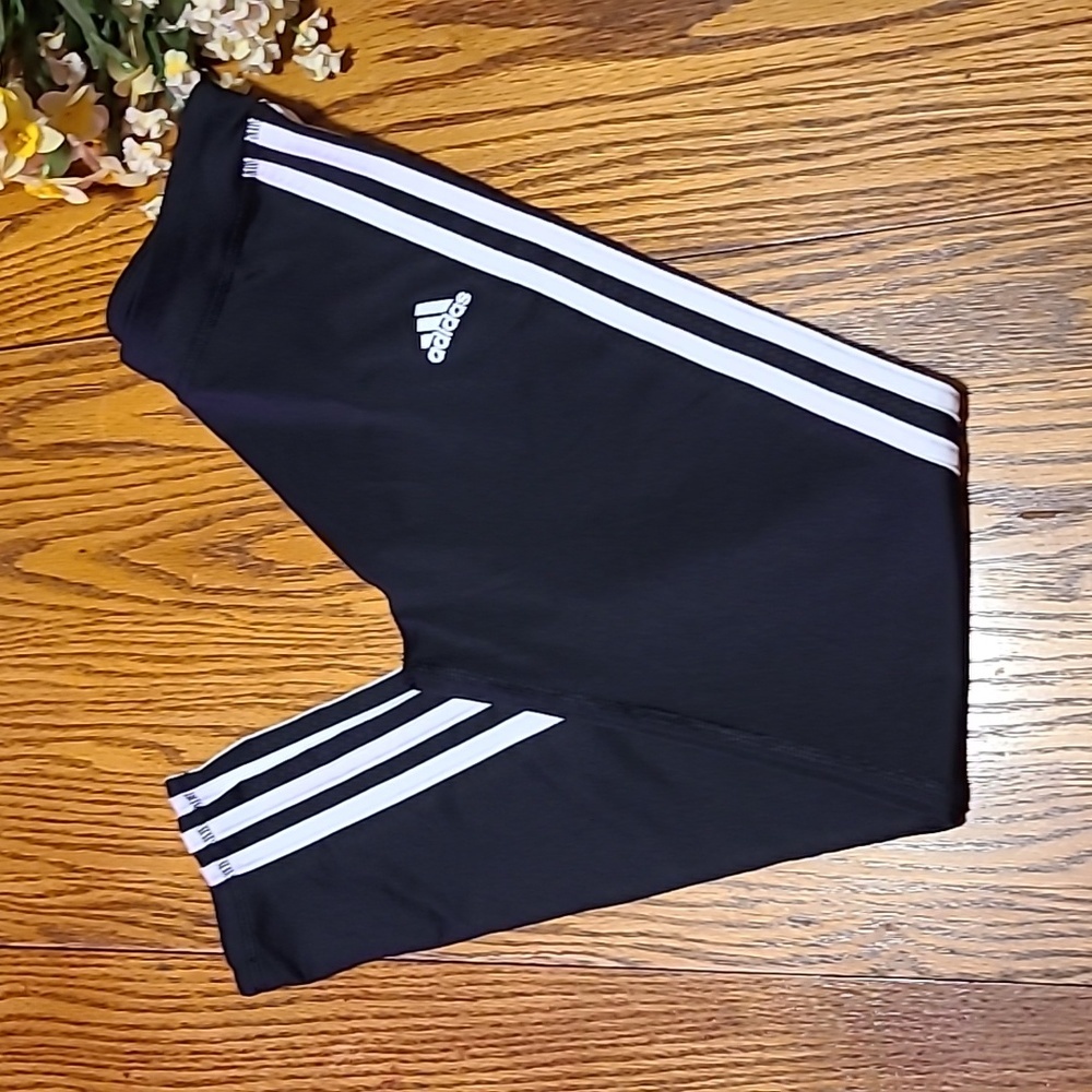 Adidas Athletic Pants  / Leggings / Joggers